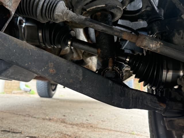 Undercarriage drivetrain work